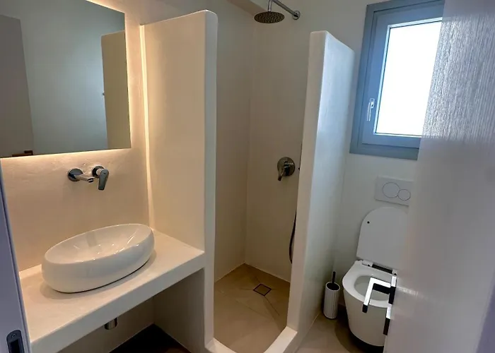 Naxian Blues Kastraki Naxos * Kastrákion